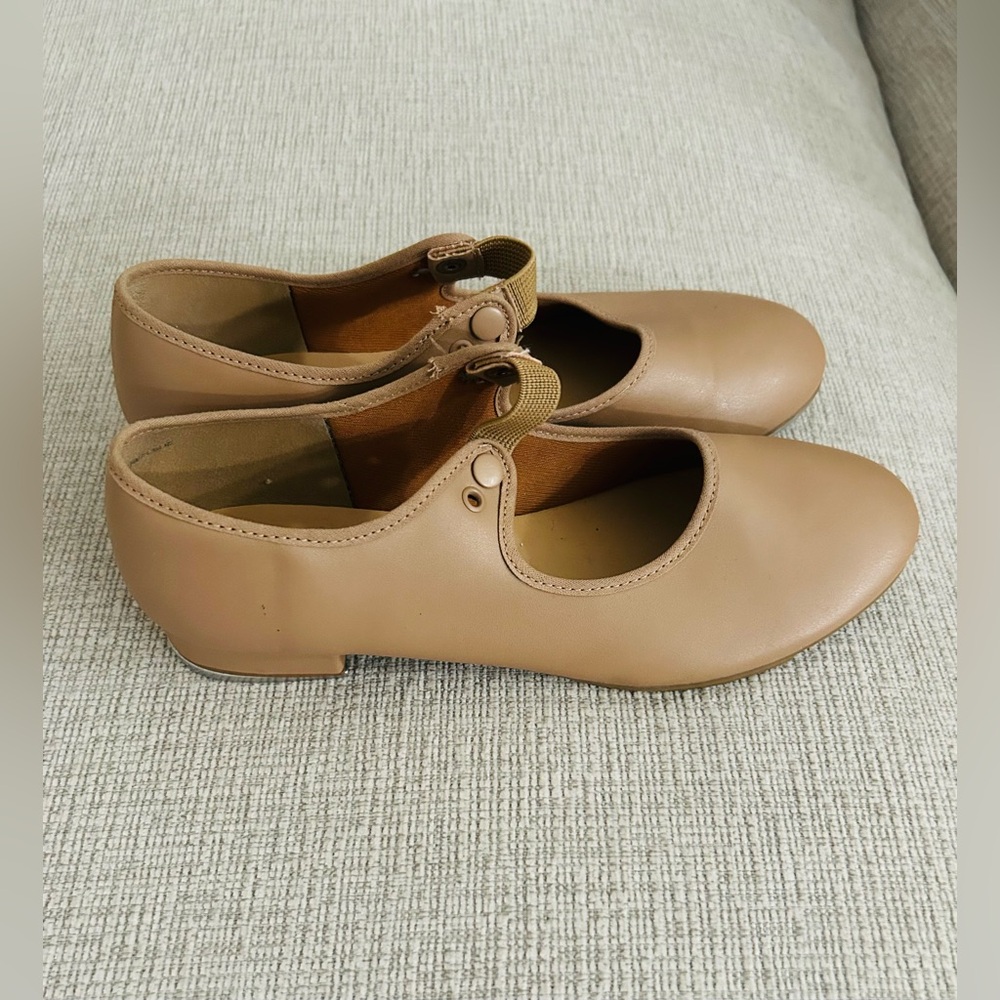 Tan So Danca Tap Shoes - Picture 2 of 8